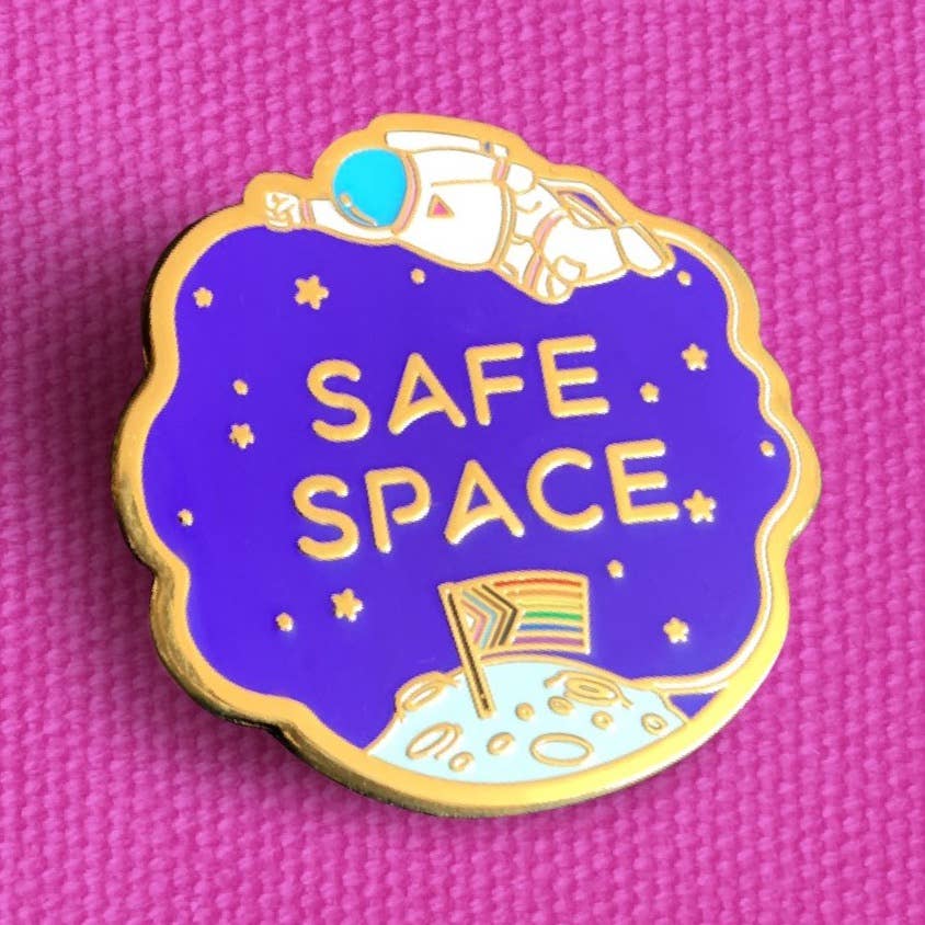 GAYPIN' - Safe Space Pin